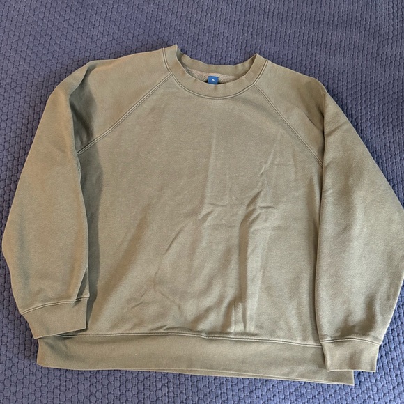 Old Navy Tops - Old Navy Sweatshirt